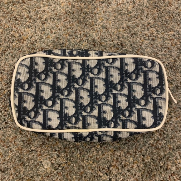 Vintage Christian Dior trotter zip pouch - like new!!!! - Picture 2 of 9